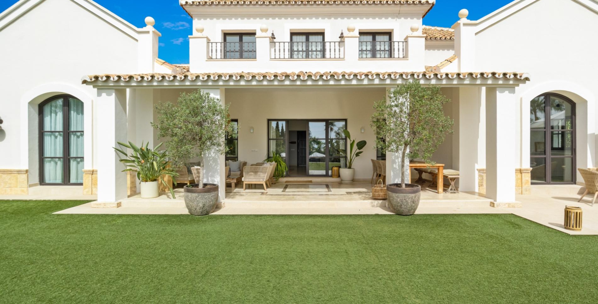 Villa Parai 5 bed – garden terrace