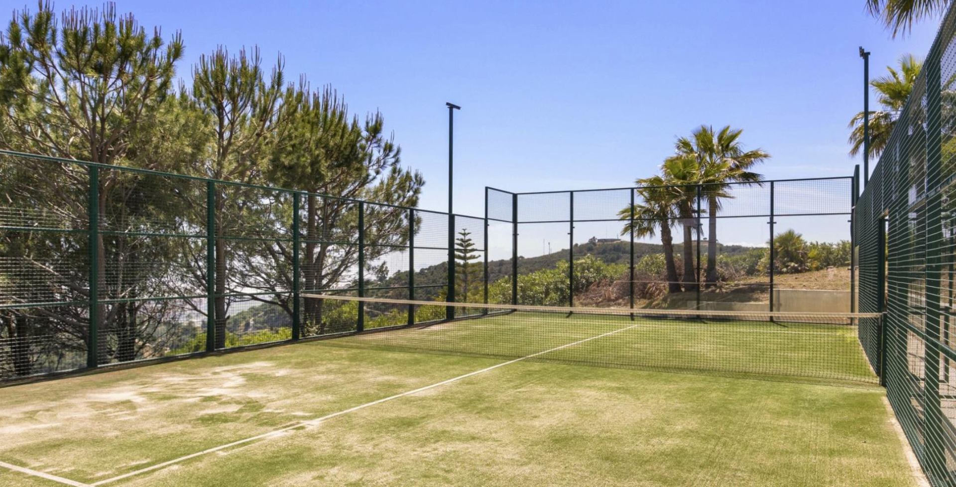 Villa Vista 4 bed – tennis court